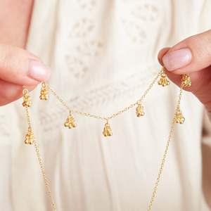 Collar con Cuentas Doradas Estilo Boho de Moda, Diseño Minimalista de Plata de Ley 925, Ideal para Compromiso - Product Image 5