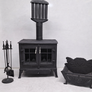 Poêle à bois en aluminium moulé à double porte, écologique, au design contemporain, pour foyer de villa - Product Image 3