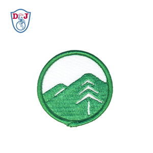 Badges de mérite brodés personnalisés populaires et écussons de récompense brodés pour la collection des scouts garçons et des scouts filles - Product Image 5