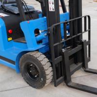 Chariot élévateur électrique WOMI CPD15 1,5 tonne avec rayonnages de stockage, batterie plomb-acide, déplaceur latéral hydraulique - Chariot de manutention personnalisable pour la logistique
