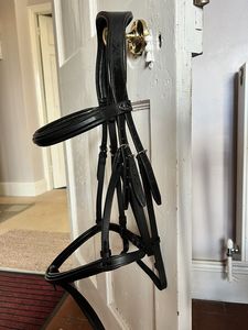 Bridon en cuir noir ergonomique de haute qualité pour cheval, avec tête anatomique, surpiqûres fantaisie, taille complète, bridon western marron - Product Image 2