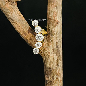 Boucles d'oreilles clous grimpantes en or rose et or blanc avec cinq diamants naturels sertis invisibles en or massif 14 carats, bijoux fins - Product Image 1