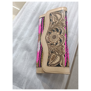 Bolso de mano de diseñador Floral tallado a mano de cuero suave marrón de primera calidad para mujer, fabricantes Unisex de India, superventas - Product Image 2