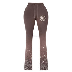 Pantalones Deportivos de Felpa de Algodón y Poliéster de Alta Calidad, 300 GSM, Color Carbón Oscuro, Tejido Liso, Sin Paneles, Logotipo Bordado - Product Image 1