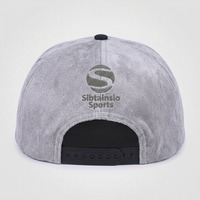 Casquette Snapback en daim gris personnalisée avec visière plate noire, logo brodé de qualité supérieure, casquette de baseball streetwear, casquette ajustable hip hop