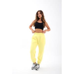 Conjunto Deportivo Amarillo 4992 con Característica Transpirable, Pantalones Estilo Harem de Cintura Alta - Product Image 4