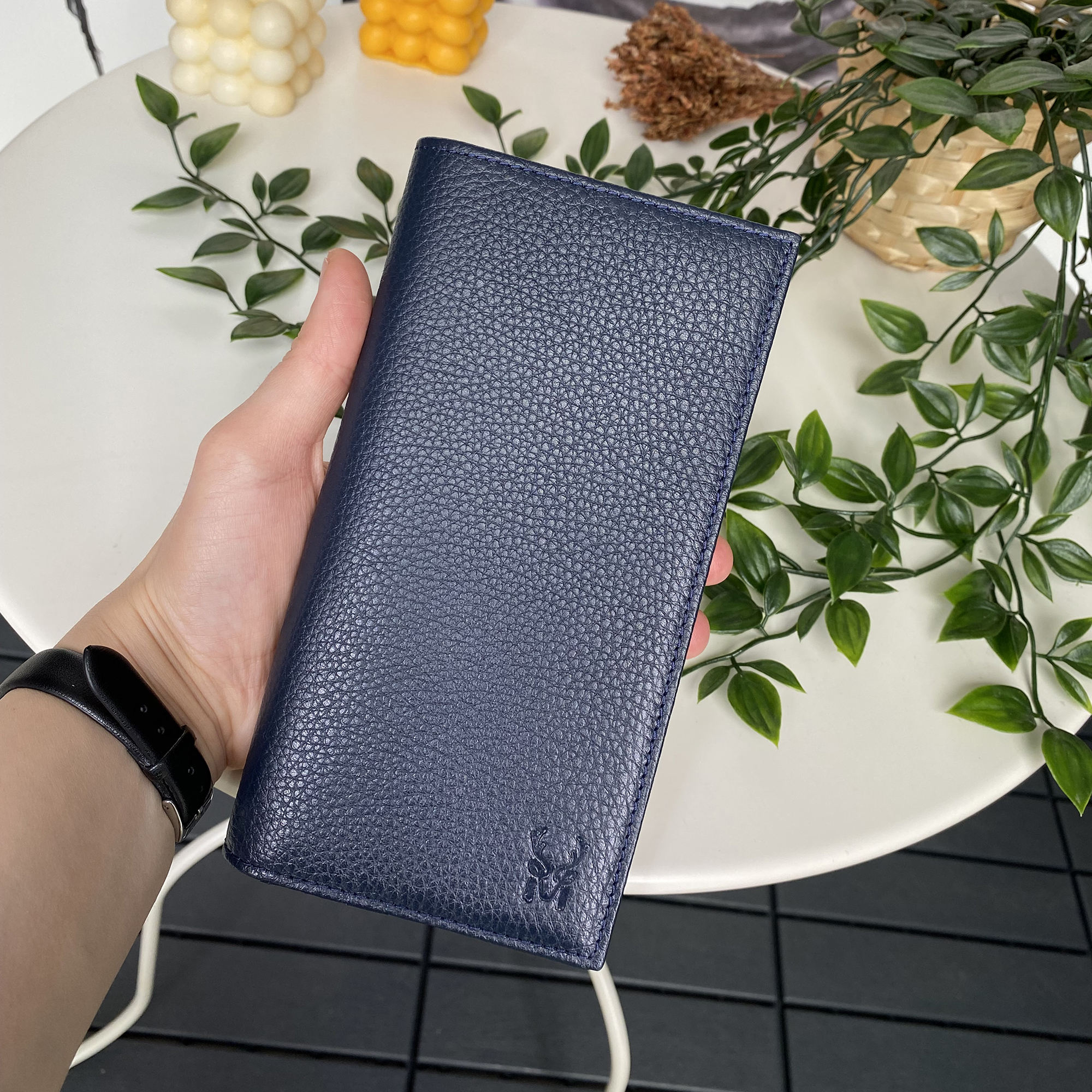 สีน้ำเงินเข้ม