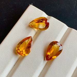 Venta al por mayor de piedras preciosas naturales de esmeralda de cristal citrino suelto en corte de pera ovalada amarilla directamente del proveedor en lote a granel - Product Image 1