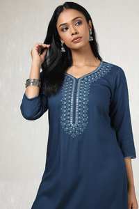 ชุดเดรสผ้าฝ้ายปักลายสีน้ำเงินเข้มของผู้หญิงชุดเดรสฤดูร้อนเอวธรรมชาติสวมใส่สบายทุกฤดู - Product Image 5