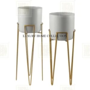 Maceta de Metal Hecha a Mano de Calidad Superior con Grabados Detallados para Exhibición Elegante de Plantas en el Hogar, Oficina y Restaurante - Product Image 5