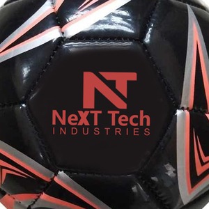 Ballon d'entraînement de football en matériau PU à des fins d'entraînement avec conception personnalisée et logo personnalisé par Next Tech Industries - Product Image 2