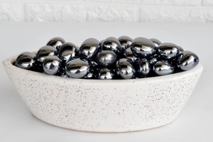 Shungite naturelle polie en gros, qualité Elite, 1 kg de pierres roulées, pierres de guérison polies pour la décoration et la méditation - Product Image 3