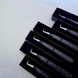 GETUP BROSONS IMPEX แหนบดัดขนตาปลายตรง 45 องศา ดีไซน์ใหม่ เคลือบสีดำ ทนทาน ขนาด 90 องศา ผลิตจากสแตนเลส - Product Image 4