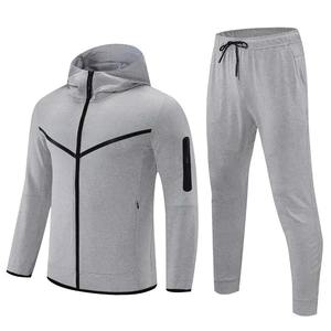 Comprar al por mayor Gym Fitness Sportswears Tech Fleece Training Chándales Hombres Conjunto de dos piezas Chándal Jogging Suit para hombres - Product Image 1