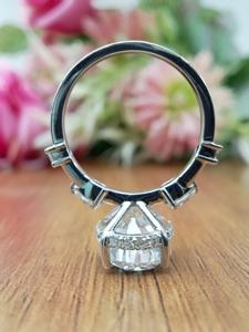 Anillo de compromiso y aniversario de boda de plata de ley elegante con diamante de corte cojín, regalo personalizado, moissanita VVS 100% con certificación GIA - Product Image 3