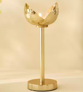 Portavelas de latón de calidad superior de diseño real y manualidades de pilares, actividades de fiesta, decoraciones de latón para el hogar, portavelas - Product Image 2