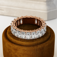 Banda de compromiso de eternidad completa de diamante cultivado en laboratorio de corte radiante de 4Ct para hombre, oro de 14K VS Clarity F Color, joyería fina