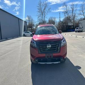 MEJOR PRECIO PARA Nissan Pathfinder SL 2023 - Product Image 1