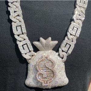 Diseño único de dos tonos corte redondo S925 bolsa de dólar de plata esterlina totalmente helado VVS Moissanite colgante de Hip Hop personalizado para rapero - Product Image 2
