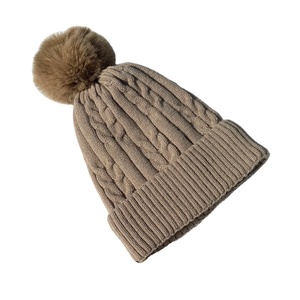 Gorro de Punto Personalizado de Alta Calidad BSBH con Logotipo Personalizado, Gorro de Punto Cálido con Pompón, Gorro de Invierno para Hombre y Mujer, Gorro Jacquard - Product Image 2