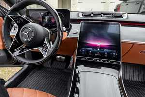 Oferta superior 2023 M e r c e d e s B e n z S580 4Matic 496-HP Twin-Turbo V8, AWD, verde esmeralda - Product Image 5