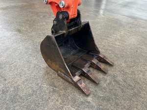 Miniexcavadora Kubota U17 2023: Potencia Compacta con Máxima Versatilidad - Product Image 5