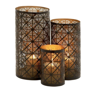 Lanterne en métal fini or Design moderne et durable Décoration de la maison et décoration de fête de mariage Lanterne à bougie - Product Image 4