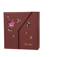 Boîte à parfum en papier kraft brun foncé avec fleurs roses pliable réutilisable pour l'expédition d'emballages de bijoux élégants pour les cadeaux