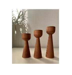 Portavelas de madera artesanal con amuleto rústico vintage, ideal para la decoración del hogar de estilo de granja y la configuración de ambiente romántico - Product Image 1