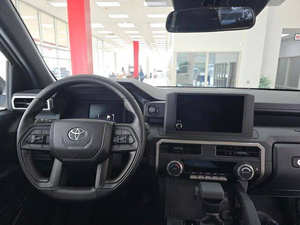 Usado 2025 T * oyota Tacoma SR - Product Image 4