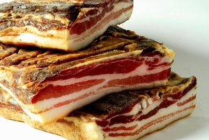Produit italien, Cubetti di pancetta affumicata (pancetta fumé en dés, paquet de deux 2x70 gr.) - Product Image 4