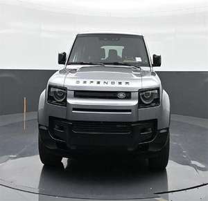 2023 L a n d v e r o d e f e n d e r 130 X D y n i c a m SE AWD - Product Image 1