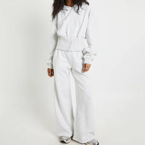 Conjunto Deportivo de Dos Piezas para Mujer, Talla Grande, Color Gris Ceniza, Diseño Único, Cintura Ajustada, con Capucha, Transpirable, Sudadera con Capucha y Pantalones Deportivos - Product Image 1