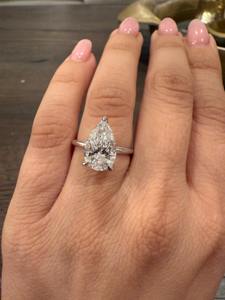 Elegante anillo de diamante cultivado en laboratorio con corte de pera con Halo oculto compromiso de las mujeres boda joyería fina diseñador anillo de regalo nupcial - Product Image 4