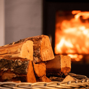 Premium <b>Oak</b> Firewood <b>Logs</b> Seasoned Heating Cooking And Outdoor Fire Pits Bulk Wholesale Export Supply - Product Image 5