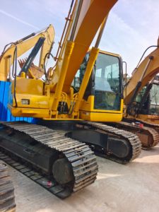 Excavatrice sur chenilles KOMATSU PC200-7 de 20 tonnes d'excellente performance utilisée comprenant le roulement de vitesse de moteur à un prix bon marché - Product Image 3