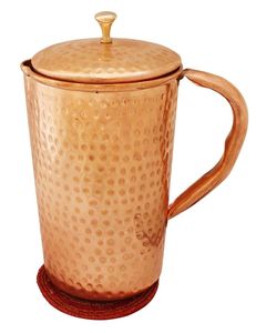 La jarra tradicional de cobre martillado hecha con precisión garantiza la longevidad y proporciona beneficios de purificación de agua natural todos los días - Product Image 4