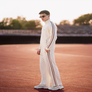 Sweat à capuche zippé personnalisé Baggy Joggers Pantalon de survêtement baggy surdimensionné Short Flock Ensemble de survêtement de haute qualité Streetwear - Product Image 1