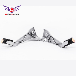 Repose-pieds de moto en acier soudé blindé d'origine <span class=keywords><strong>Renhang</strong></span>, peinture argentée, inférieur pour Motomel Blitz International - Product Image 6