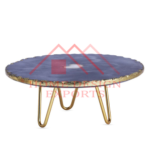 Soporte de metal con acabado dorado 2025 Soporte para servir pasteles de metal hecho a mano de último diseño a precio mayorista - Product Image 2