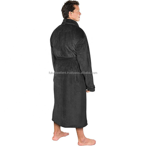 Robe de nuit de luxe en molleton de corail avec logo personnalisé, peignoir pelucheux, ceinture, robe de nuit de haute qualité pour hommes - Product Image 2