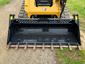 Cargadora Compacta CAT 299D3 Usada de Grado Industrial para Trabajos de Construcción - Product Image 4