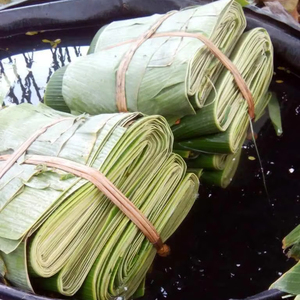 ใบตองแช่แข็งแบบธรรมชาติของเวียดนามพร้อมใช้สำหรับอาหารเอเชียและบรรจุภัณฑ์อาหารแช่แข็ง - Product Image 1