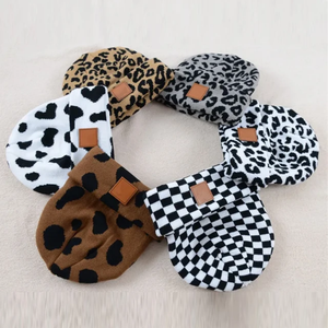 Bonnet en acrylique unisexe d'hiver tendance, unique, en gros, pas cher, personnalisé, avec logo personnalisé réglable pour le cyclisme - Product Image 1