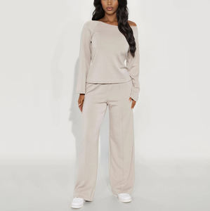 Conjunto Deportivo de Alta Calidad para Mujer, con Logotipo Personalizado, Pantalones Anchos, Transpirable, Resistente al Viento, Ecológico, de Felpa, 360GSM, Elástico - Product Image 1