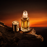 Flacon roll-on octogonal anti-roulement en verre de 10 ml : Bouteille d'huile essentielle de luxe avec bouchon doré pour collection de beauté de boutique