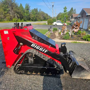 รถตักล้อยางขนาดเล็ก Diggit SCL850 รุ่นดีเซล ประสิทธิภาพสูง พร้อมเกียร์และปั๊ม - Product Image 1