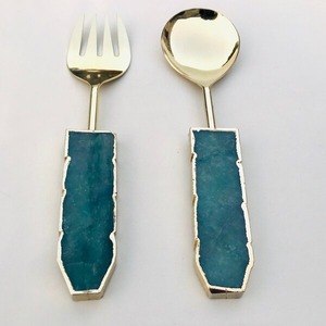 Ensemble de service à salade en métal de luxe manche en résine ustensile de service à manger classique pièce de vaisselle chic - Product Image 1