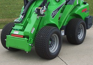 Hot Selling Avant 423 Skid Steer Log <b>Loader</b> <b>Tractor</b> <b>Loader</b> Mini Front End <b>Loader</b> Kohler Engine 16 kW Hydraulic Pump 1080kg High - Product Image 4