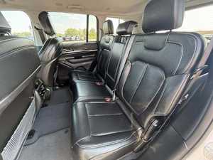 Grand Cherokee Limited 4WD 2024 Argent Scintillant d'occasion, jantes en alliage, sièges en cuir, turbo, automatique, navigation, démarrage à distance - Product Image 6